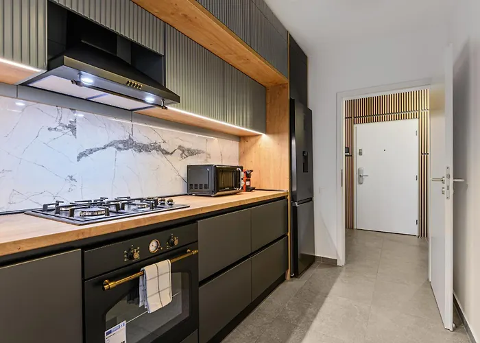 Qualis 7th Heaven Apartment *